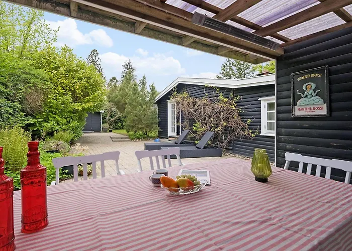 Three-bedroom In Hornbak * Хорнбек